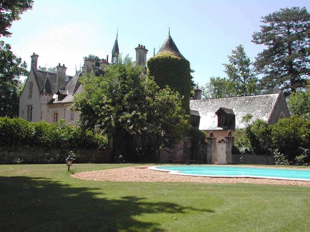 Château de Nazé Vivy Esterno foto